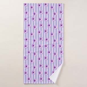Pastel stripes pattern with Daisies Bath Towel