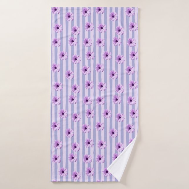 Pastel stripes pattern with Daisies Bath Towel (Bath Towel)
