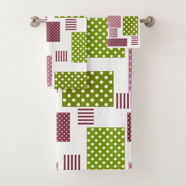 Patchwork brown green polka dots white back bath towel set (Insitu)