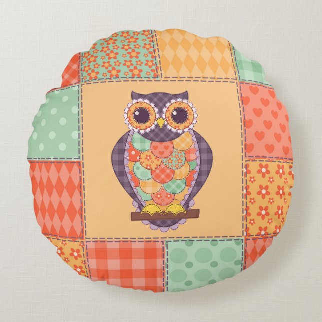 Patchwork Owl Vintage Seamless Pattern Round Cushion (Front)