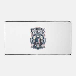 Patriotic Barn Cat Vector Graphic Tee_1 Desk Mat