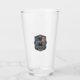Patriotic Black Cat Vector Graphic Tee (2)_1 Glass