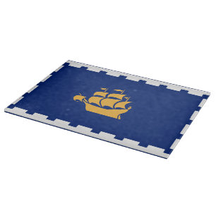 Patriotic cutting board with Flag of Quebec City