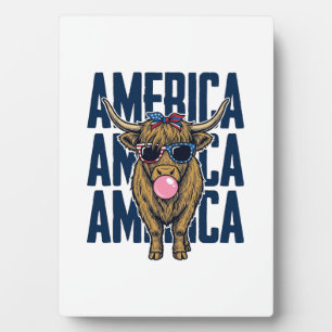 Patriotic Highland Cow America Vintage T-Shirt Des Plaque