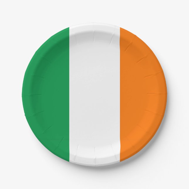 Patriotic paper plate with flag of Ireland (Front)