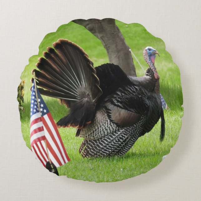 Patriotic Turkey Strut  Round Cushion (Front)
