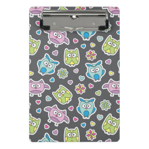 pattern of cartoon owls mini clipboard