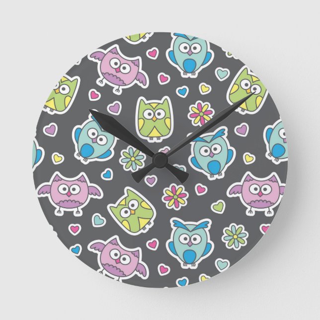 pattern of cartoon owls round clock (Front)