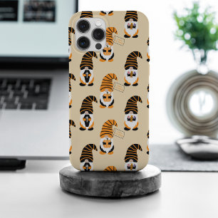 Pattern Of Gnomes, Halloween Gnomes Trick Or Treat iPhone 15 Pro Max Case