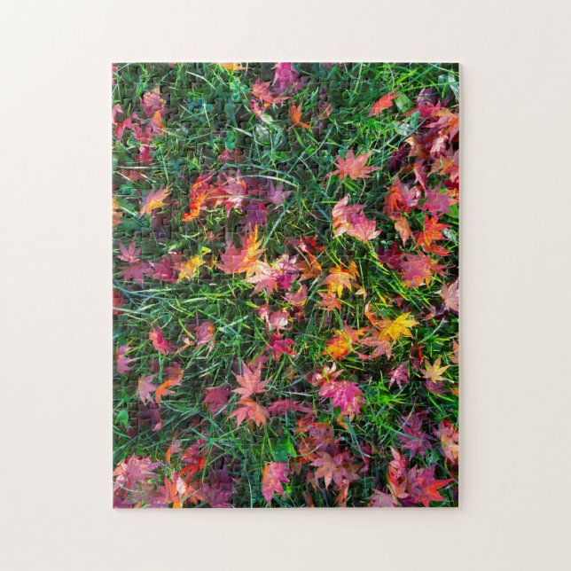 Pattern of the falling leaves jigsaw puzzle (Vertical)