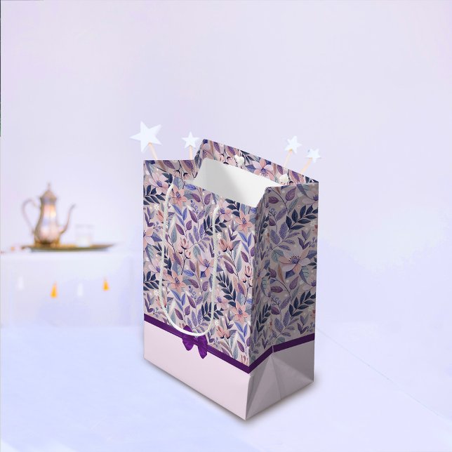 Pattern Purple Flowers Gift Bag (Creator Uploaded)