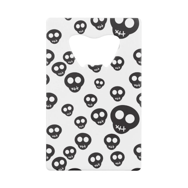 Pattern with black skulls on white (Front)