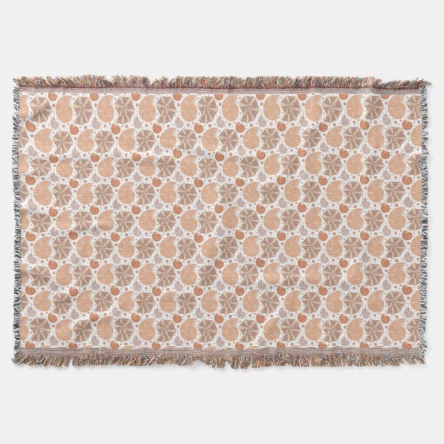 Pattern with cartoon seashell with doodle ornament throw blanket (Front)