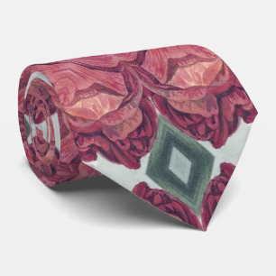 Patterned tie