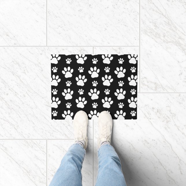 Paw Pattern, Paw Prints, Dog Paws, Black and White Doormat (Indoor)