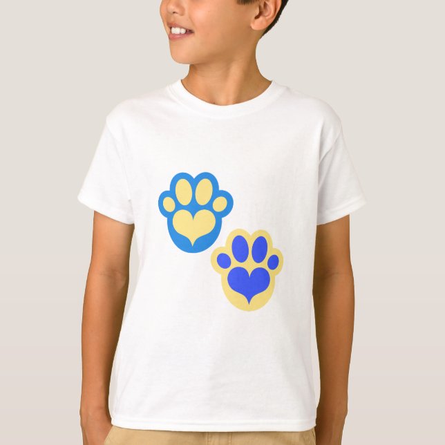  Paws 🐾  lover kids T Shirt  (Front)