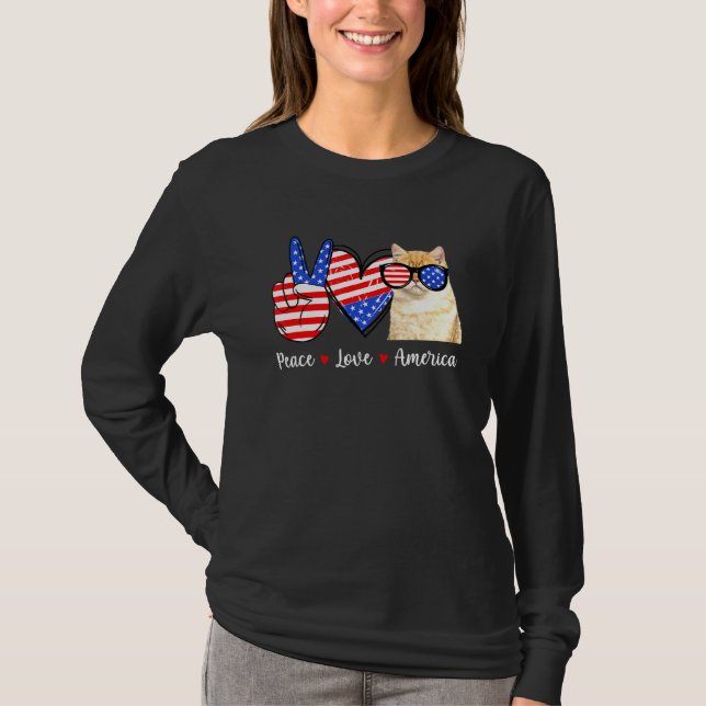 Peace Love Cat America Flag Sunglasses 4th of July T-Shirt (Front)