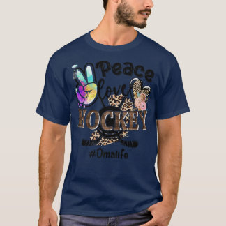 Peace Love Hockey Oma Life Mum Grandma Leopard  T-Shirt