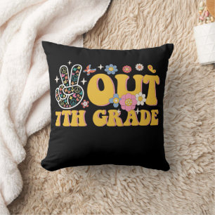 Peace Out 7th Grade Groovy Last Day Of School Cushion