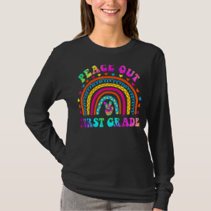 Peace Out First 1st Grade Happy Last Day Of School T-Shirt