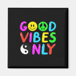 PEACE SIGN LOVE 60s 70s Groovy Hippie Costume Hall Magnet