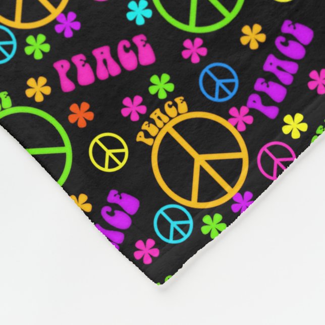 peace sign patterns fleece blanket (Corner)