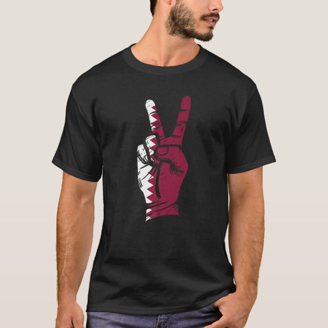 Peace Sign Qatar Flag   T-Shirt (Front)