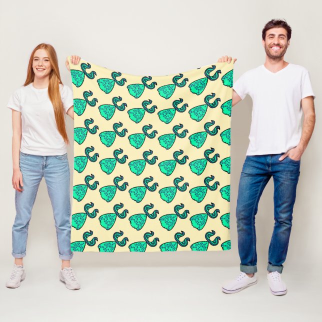 Peacock Pattern Design Fleece Blanket (In Situ)