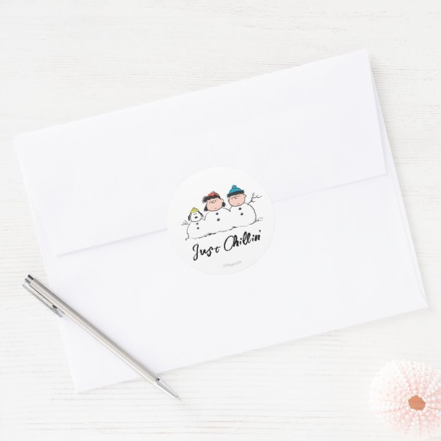 Peanuts | 3 Person Snowman Classic Round Sticker (Envelope)