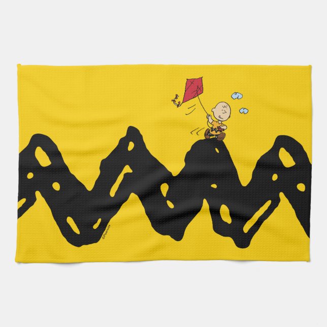 Peanuts | Charlie Brown Flying Kite Tea Towel (Horizontal)