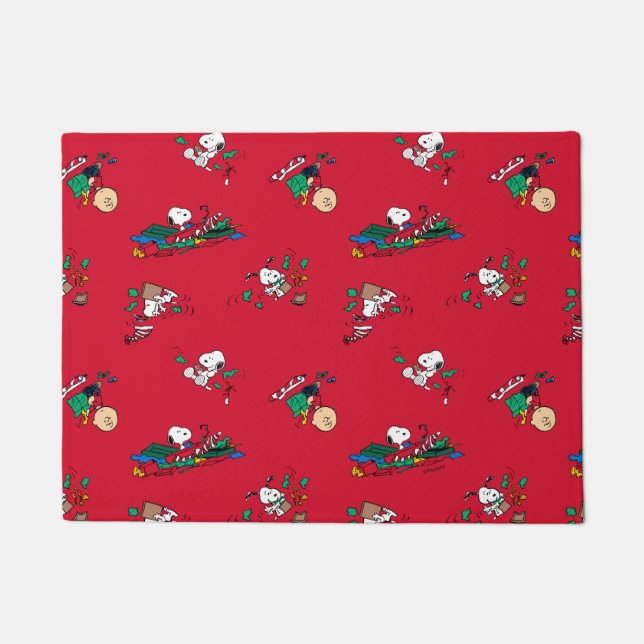 Peanuts | Christmas Gift Wrapping Pattern Doormat (Front)