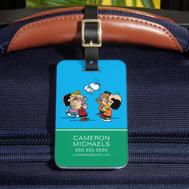 Peanuts | Friends Fun Luggage Tag (Front Insitu 2)