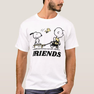 PEANUTS   Friends Skate Boarding T-Shirt