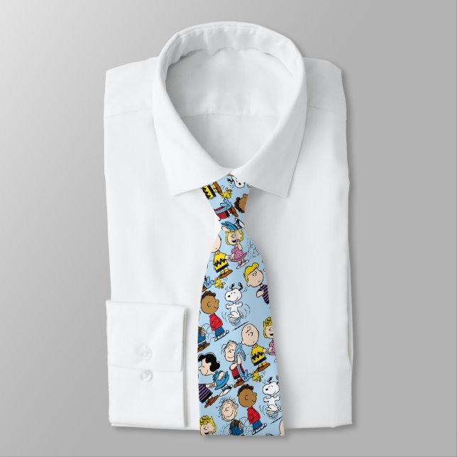 Peanuts Gang Group Lineup Tie (Tied)