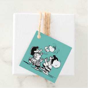 Peanuts Gang Lifting Snoopy Favour Tags
