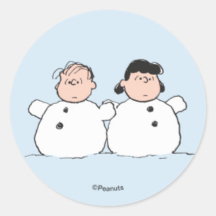 Peanuts   Linus & Lucy Snowmen Classic Round Sticker