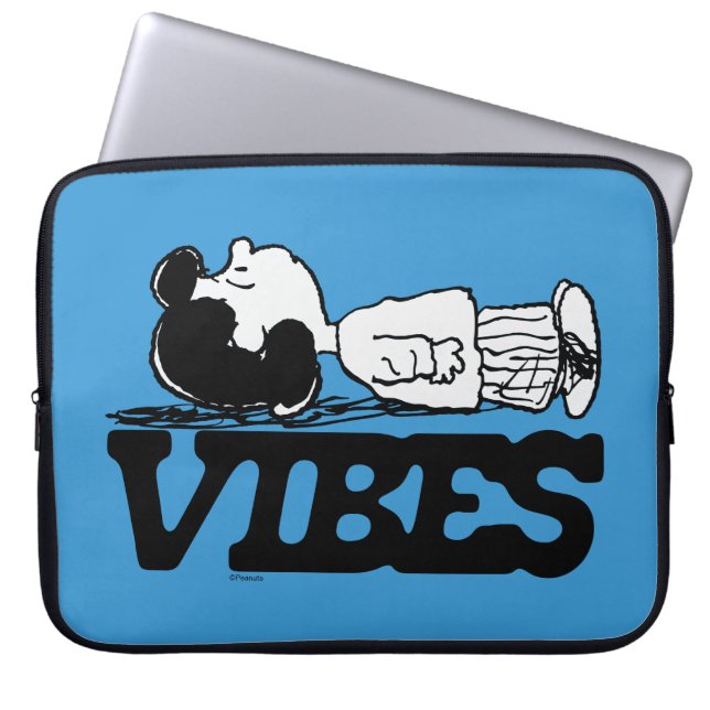 Peanuts | Lucy Vibes Laptop Sleeve (Front)