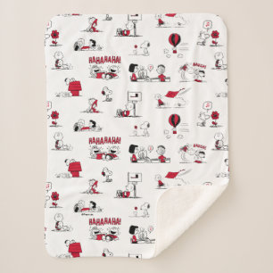 PEANUTS   Red & Black Pattern Sherpa Blanket