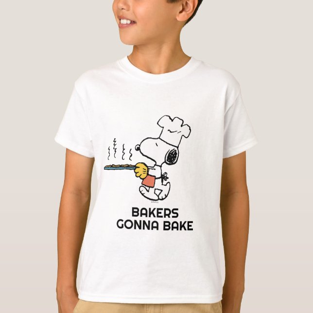 Peanuts | Snoopy Baking Cookies T-Shirt (Front)