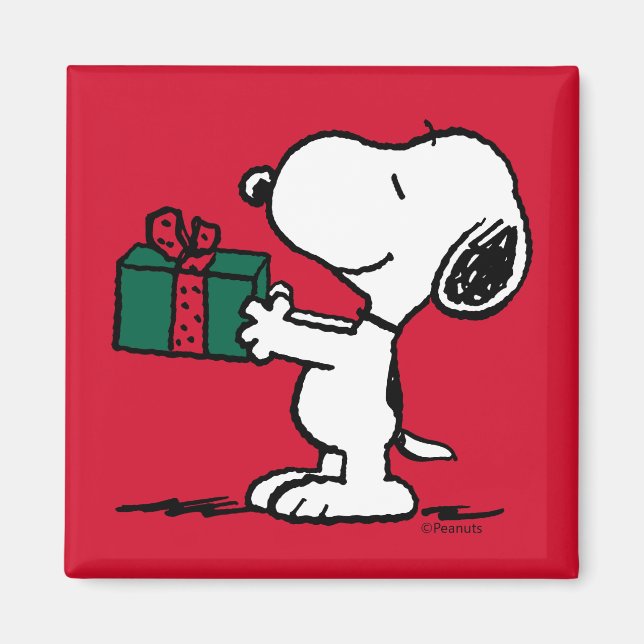 Peanuts | Snoopy Christmas Gift Giver Magnet (Front)