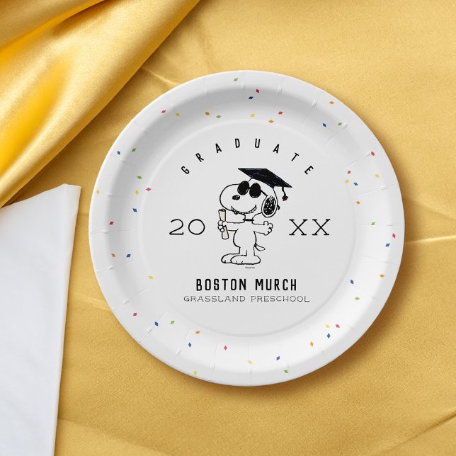 Peanuts | Snoopy Graduate Paper Plate (Plate on table)