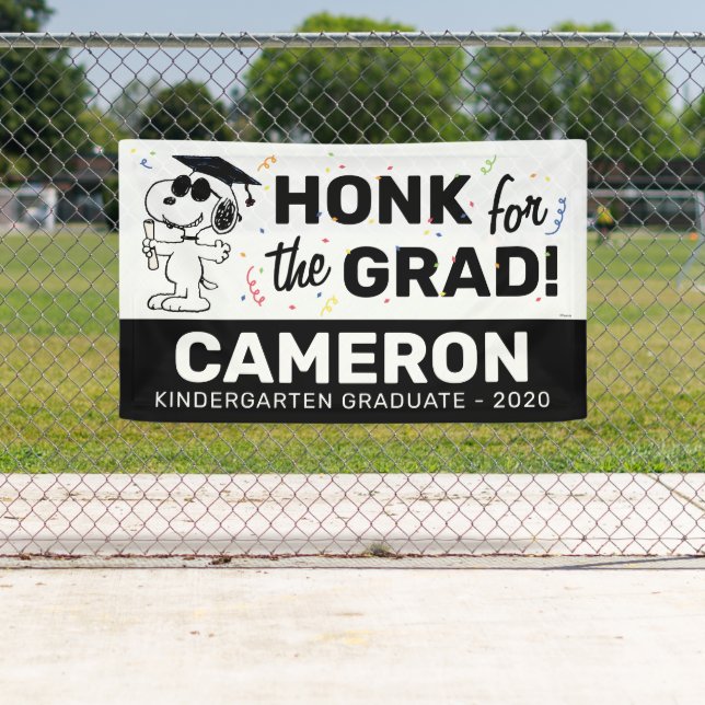 Peanuts - Snoopy | Honk for the Grad Banner (Insitu)
