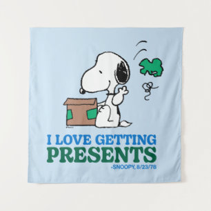 Peanuts   Snoopy I Love Getting Presents Tapestry