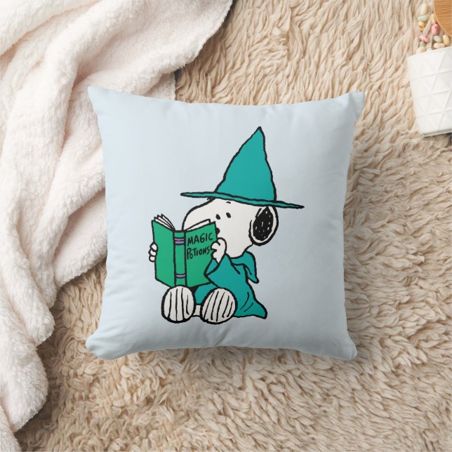 Peanuts Snoopy Magic Potions Halloween Cushion (Blanket)