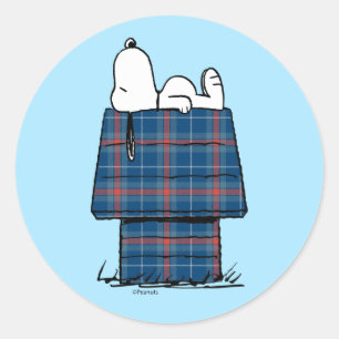 Peanuts   Snoopy Plaid Flannel Holiday Dog House Classic Round Sticker