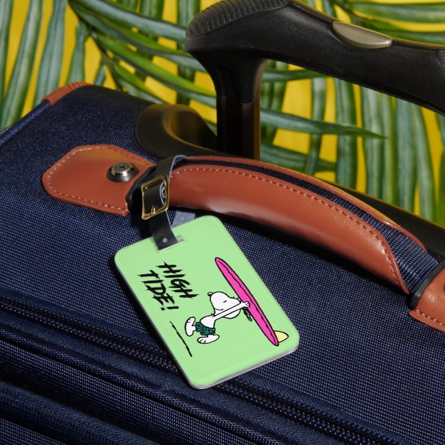 Peanuts | Snoopy Running to the Surf Luggage Tag (Front Insitu 1)