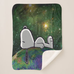 Peanuts   Snoopy Spaced Out Sherpa Blanket