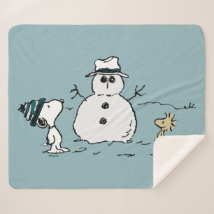 Peanuts   Snoopy & Woodstock Build A Snowman Sherpa Blanket