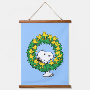 Peanuts   Snoopy & Woodstock Christmas Wreath Hanging Tapestry