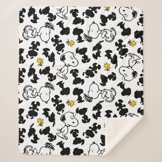 Peanuts |  Snoopy & Woodstock Shadow Pattern Sherpa Blanket (Front)